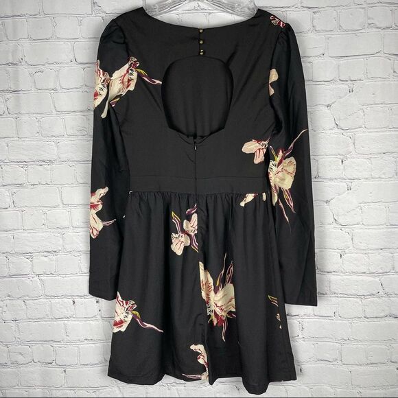 LADAKH Monique black floral mini dress, long sleeve, cut out back, size 4 - Picture 2 of 15